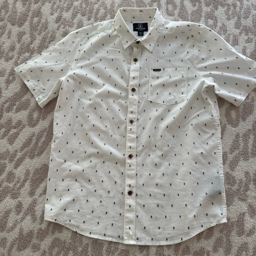 Big Boys Volcom Botton Down Short Sleeve Shirt (Size XL/Youth 14/16)